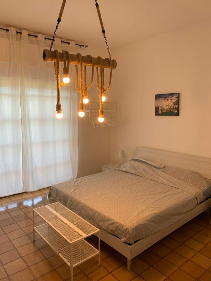 Nontiscordardime Apt Torre A Mare Exterior foto